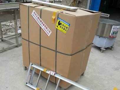 豆制品機(jī)器發(fā)貨現(xiàn)場(chǎng)