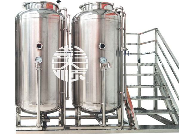 陜西延安客戶購(gòu)買的彭大順微壓兩連罐煮漿系統(tǒng)