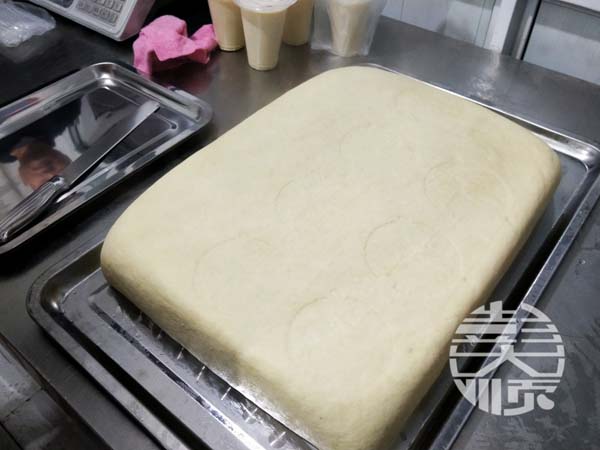 郭老板對(duì)自己做的豆腐很是滿(mǎn)意