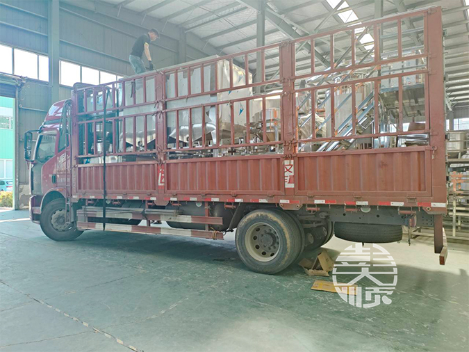 新型自動豆腐機準備發(fā)貨河南鶴壁